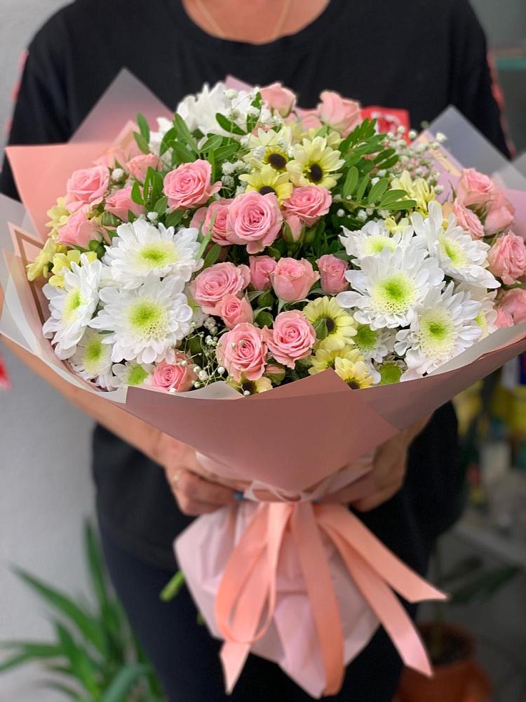 Букет цветов из: Розы и Хризантемы в Алексеевке Белгородской области