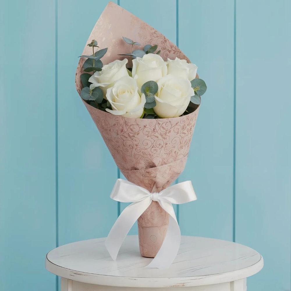 Букет цветов из: Розы в Алексеевке Белгородской области