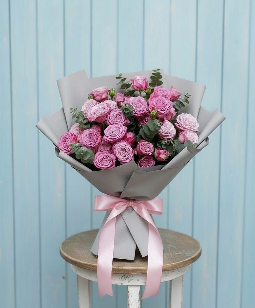 Букет цветов из: Розы в Алексеевке Белгородской области