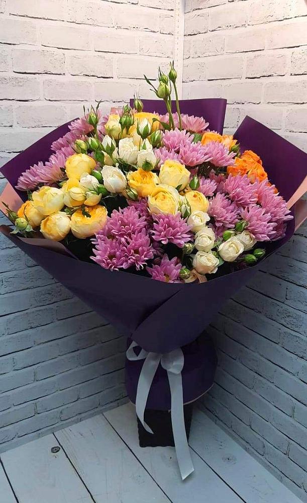 Букет цветов из: Хризантемы и Розы в Алексеевке Белгородской области