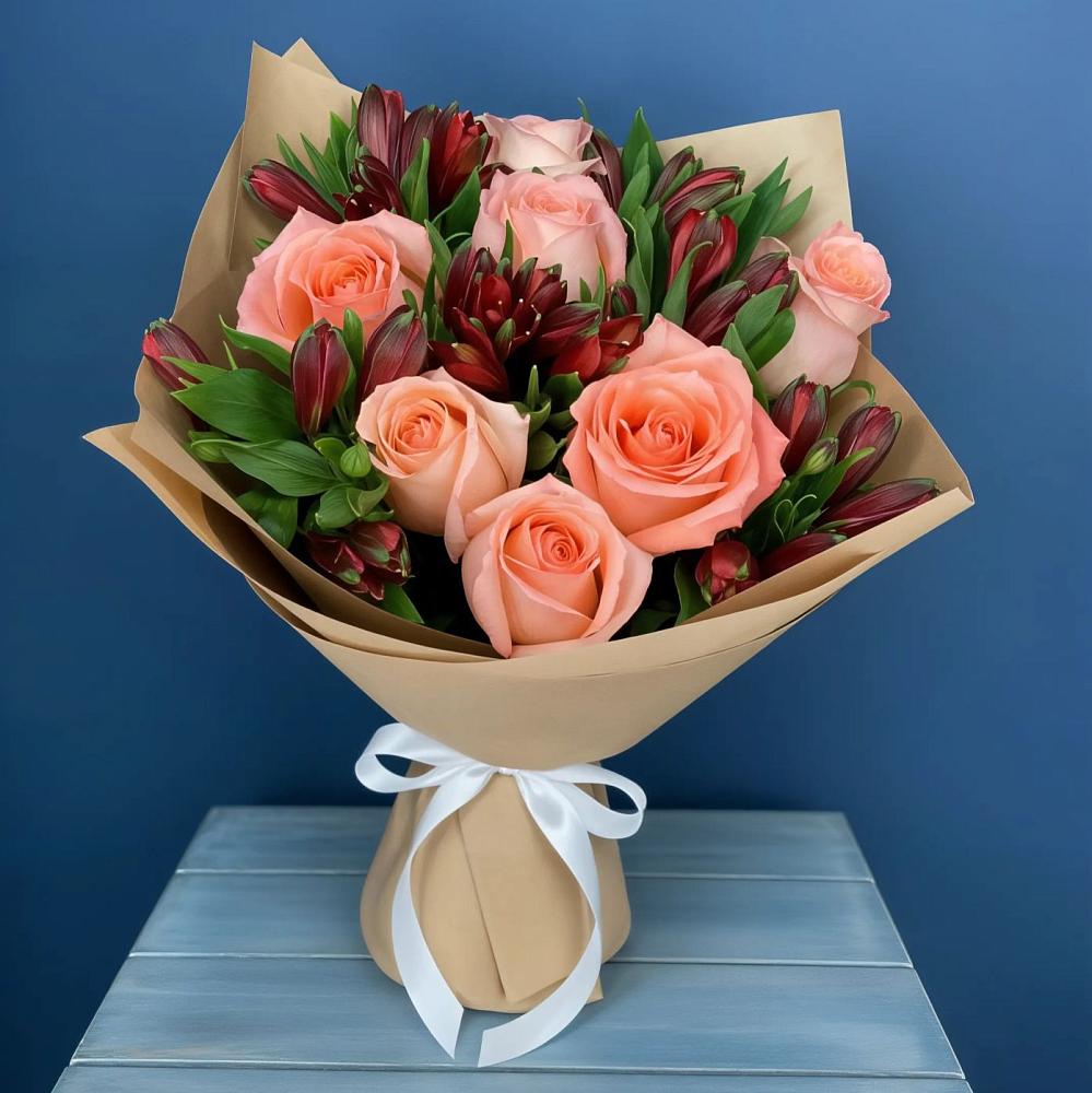 Букет цветов из: Розы и Альстромерии в Алексеевке Белгородской области