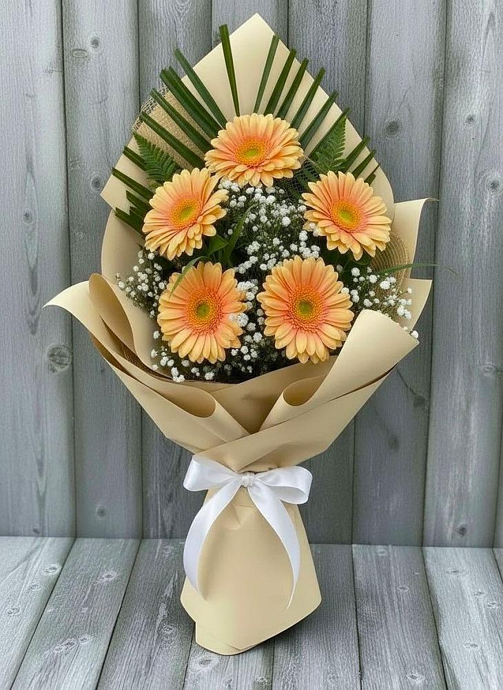 Букет цветов из: Герберы в Алексеевке Белгородской области