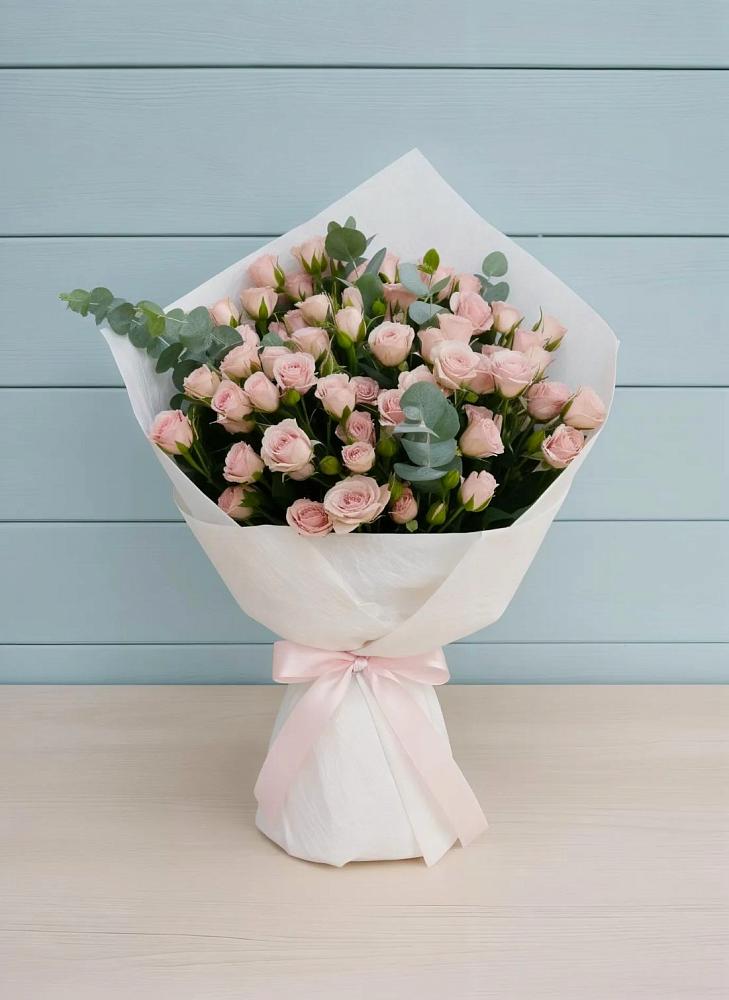 Букет цветов из: Розы в Алексеевке Белгородской области