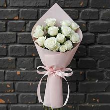 Букет цветов из:  Розы в Алексеевке Белгородской области